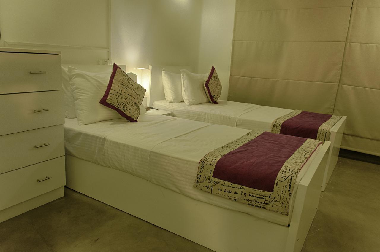 My Story Hostel Colombo Esterno foto