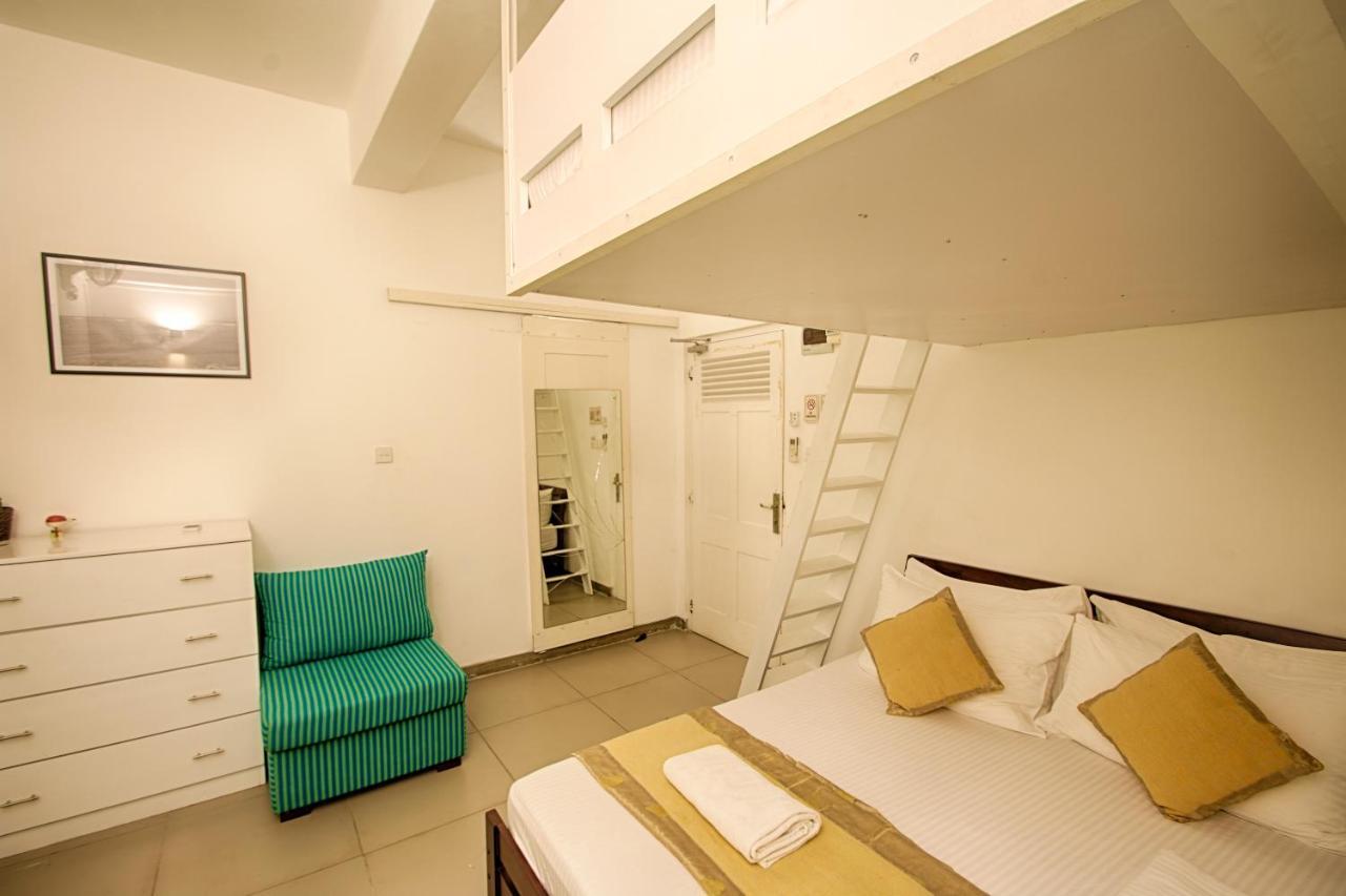 My Story Hostel Colombo Esterno foto